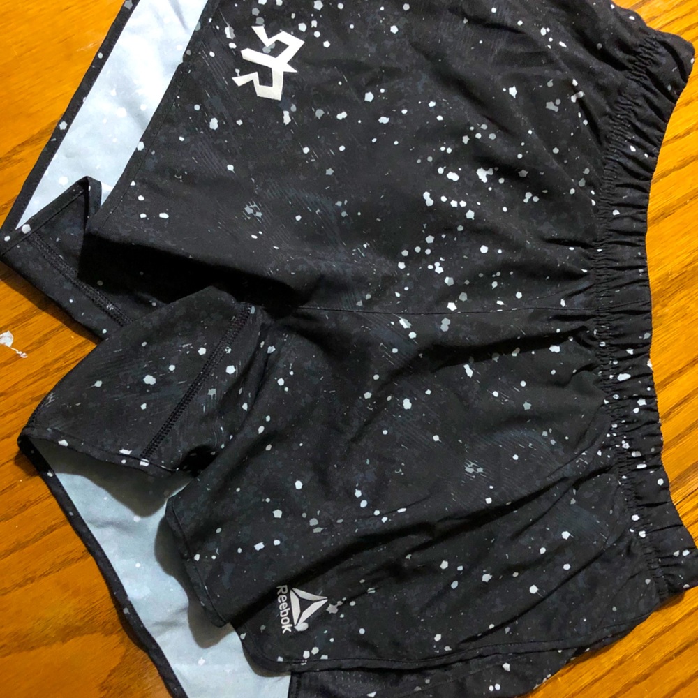 Running shorts